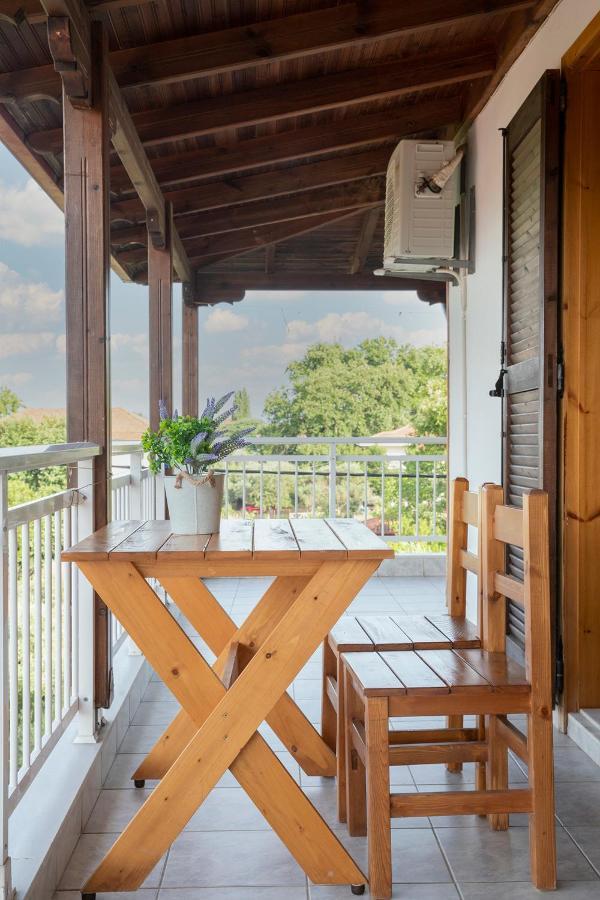 Gravanis Studios Platamon Exterior foto